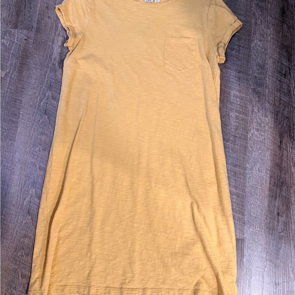 GAP y2k Short Sleeve Crewneck Tee shirt dress in Mustard Yellow
